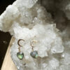 Aretes mini Luna con Corazón de Labradorita